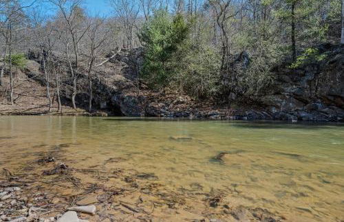 Mariposa Moon Cottage at Sleepy Creek - Wifi, Deck, Fire Pit, Creekside, View - Photo 99