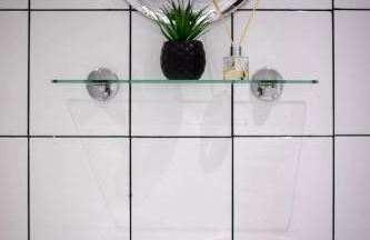 Crystal House Flat 3 - free private parking - metro - Foto 21