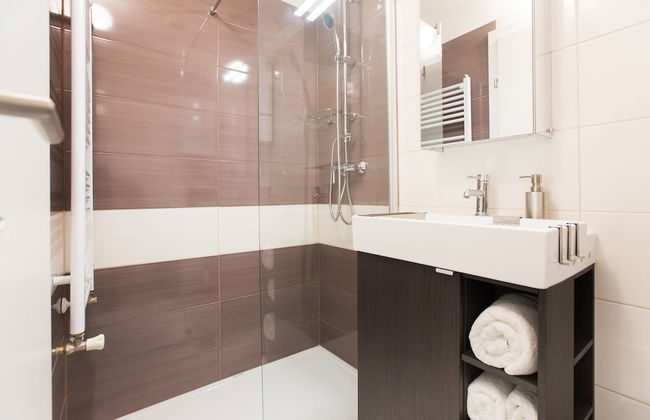 Witty Please & Bardot - Foto 26