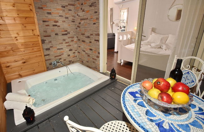 Niflaot Hagolan - Photo 17