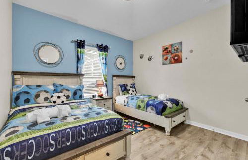 Gorgeous Family Home w Pool, pool Spa, BBQ, Game Room - Foto 6