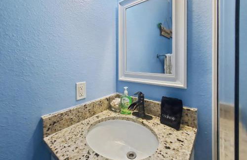 Navarre Beach Landing - Beach Gear Included - Walk to Beach - Sunset Views - Foto 33