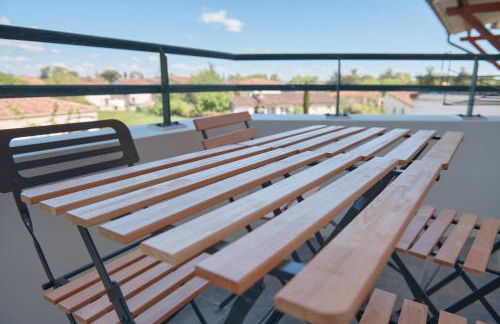 Appartement, terrasse, piscine, parking, Netflix et Wi-Fi - Foto 2