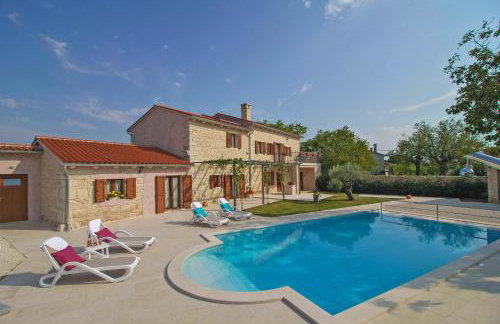 Villa Marija in Pekici (Haus für 8-10 Personen) - Foto 1