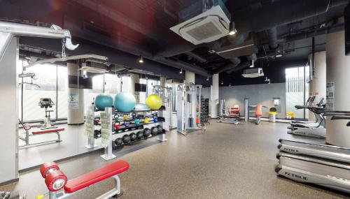 For Students Only Canvas Manchester - Photo 4