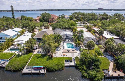 Blue Lagoon Hideaway 3BR Coastal Chic Retreat - Foto 7