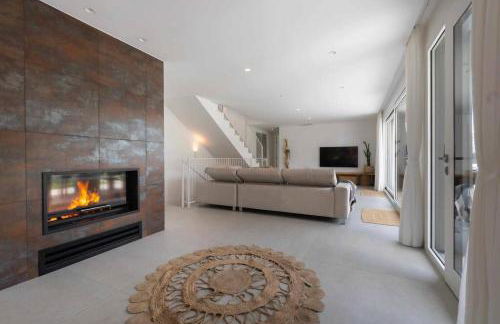 Naramia Sagaro Villa - with Pool-garden-10 Pax - Foto 31