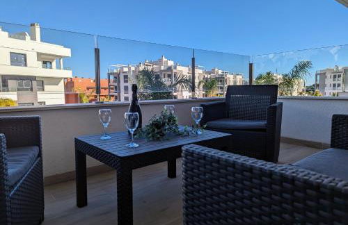 Poolside 2BR apartment Villamartin - Foto 21