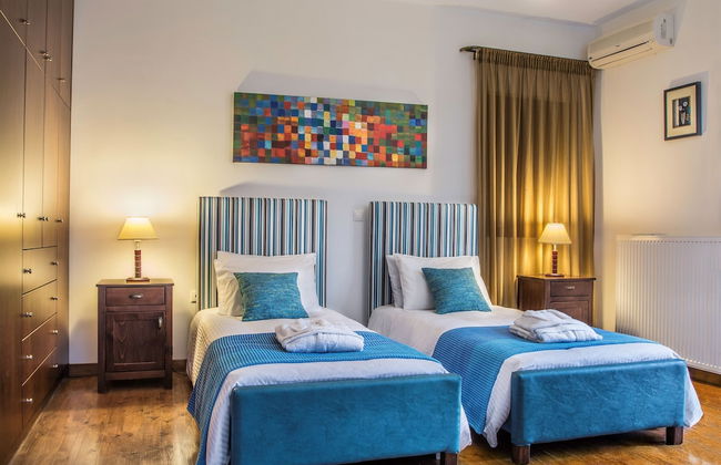 Chania Secluded Gem - Kallithea Private Pool Villa - Photo 3