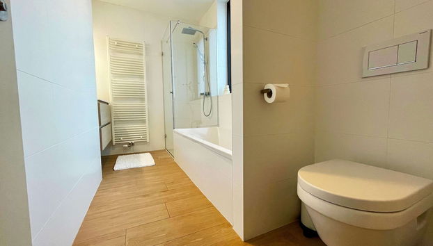 Modern 2BR Penthouse Near Diamond District by Oneluxstay - Foto 5, Camera