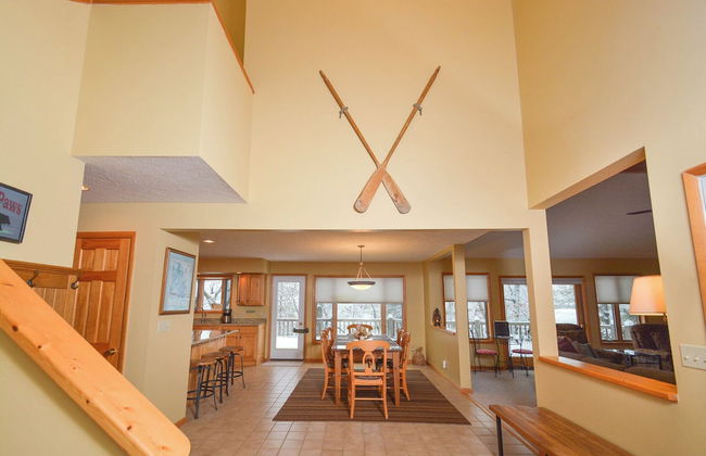 Lured by the Lake - Foto 16