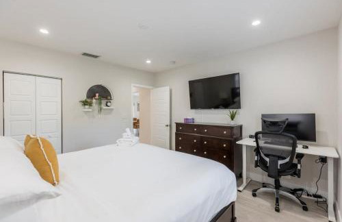 Olas Villa by Rove Travel - Home with Heated Pool - Foto 26