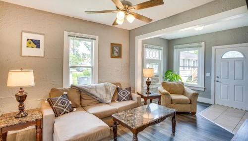 Lakefront Mound Getaway Near Snowmobiling Trails! - Foto 5