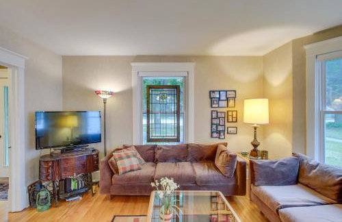 Historic Home with Sunroom - 5 Mi to Lambeau Field! - Foto 3