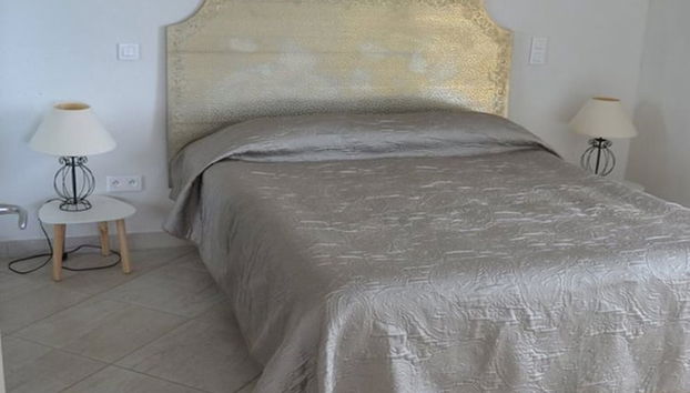 Modern Family Villa With a Pool - Photo 2, Room