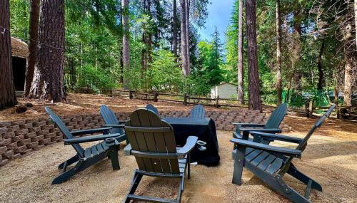 Cabin in the Trees-Game Room - Foto 3