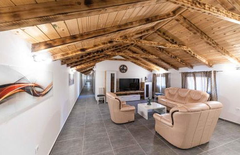 Cozy Home In Ugljane With Wifi - Foto 4