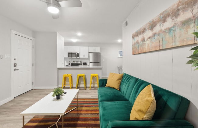 Stylish 2BR Near UT Hyde Park Evonify - Foto 10