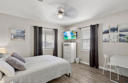 Renovated Stay, Parking, Near DT & Airport - Foto 21