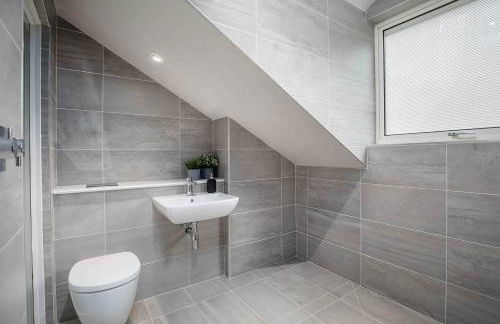 Spacious, High Spec & Modern - Foto 21