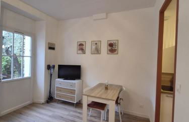 Charmant studio avec cour privée - Foto 7