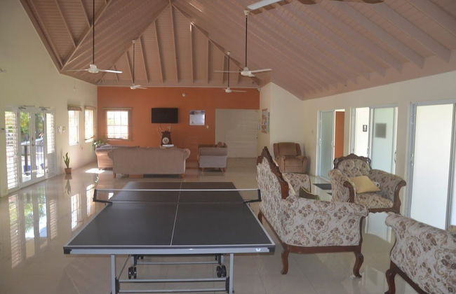 HAPPY HOLIDAYS at Drax Hall Country Club - Foto 35