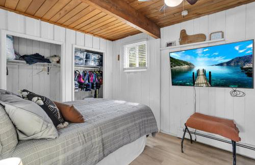 Cozy Cottage-hot tub-scenic views & private dock - Foto 33