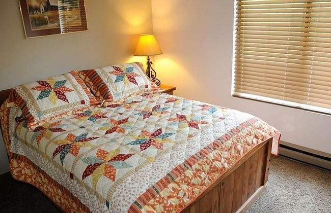 Seven Springs Swiss Mountain 3 BR Condo, Sleeps 8! by RedAwning - Foto 2