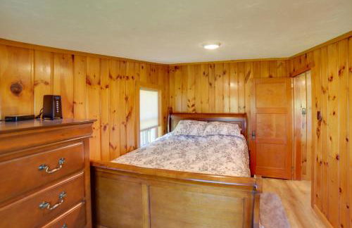 600 of Green Bay Frontage and Dock Cozy Cottage - Foto 21