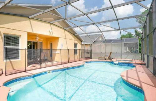 5 bedroom, 7 bed , 3 bathroom Midterm Rental Home with Pool and Game room, near Disney - Foto 4