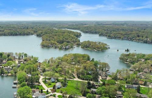 Rare Gem! Game Room, Hot Tub, Near Lake, Pet Ok - Foto 56