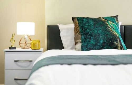 Immaculate 2BR London Flat with King Bed-Parking Available-Sleeps 6-20 Percent OFF Off Long Stays! Perfect for Families, Contractors & Couples! - Foto 40