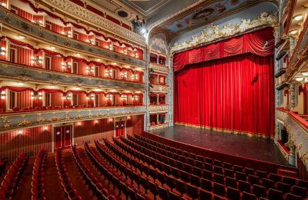 CECILIA Holiday Apartment, Private Parking Included - Foto 39