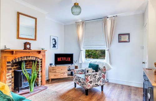 West Street House with Free Parking, Smart TV and Fast Wifi by Yoko Property - Foto 1