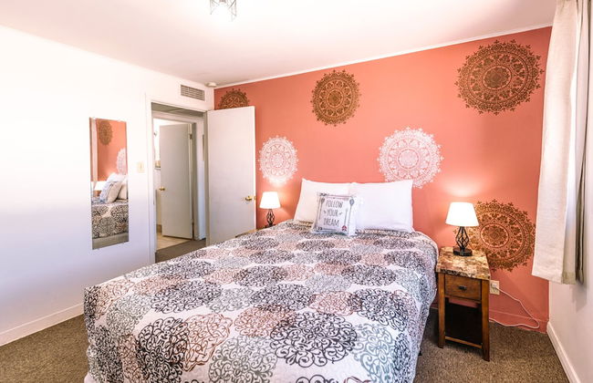 1 or 3 Bedroom Apartment with Full Kitchen - Foto 6