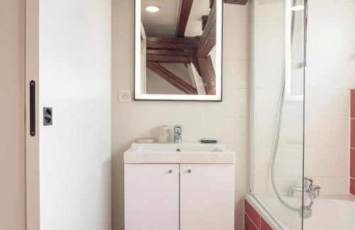 Résidence 90 m2 lumineuse - cour intérieure alsacienne, balcon & parking - Foto 8