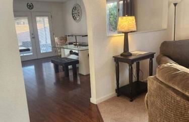 Southwestern charm - minutes from everything 3/2 - Foto 7