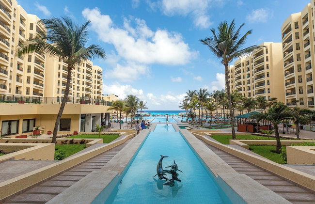 Holiday Inn Club Vacations The Royal Sands by IHG - Foto 1