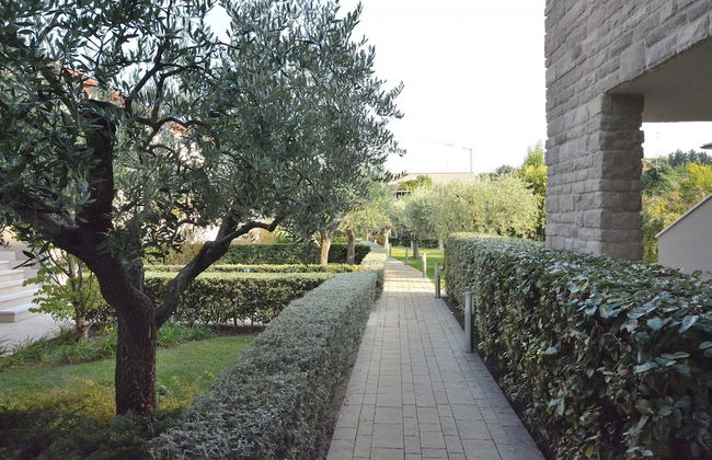 Apartment Berengario With Pool - Photo 17