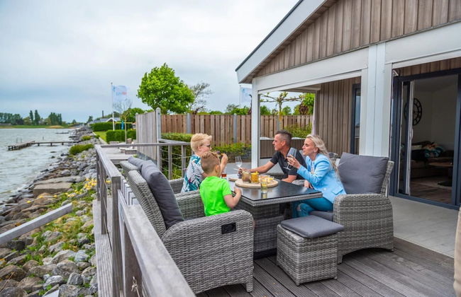 Modern Chalet With Dishwasher on the Markermeer - Photo 34