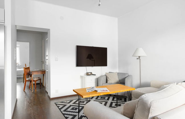 Spacious apt on Tranquil Courtyard - Foto 15