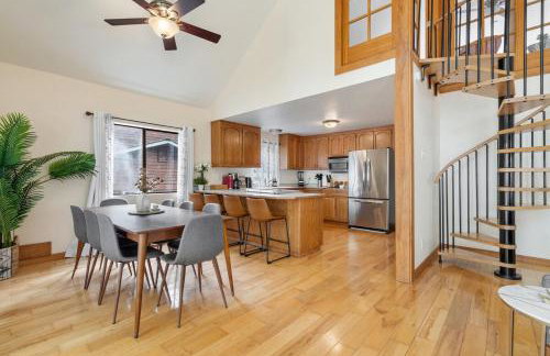 Riverfront w Cedar Hottub, Sauna, Movie Theatre - Foto 52