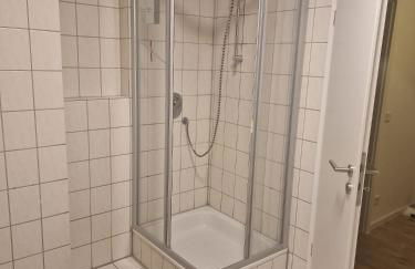 40 m2 Appartement Nürnberg Ost mit Balkon 8 Min by car to Expo Modern Stay Highspeed WLAN Quiet and Green - Foto 4