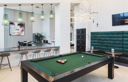 Tucker at Palmer Dadeland Miami - Foto 14