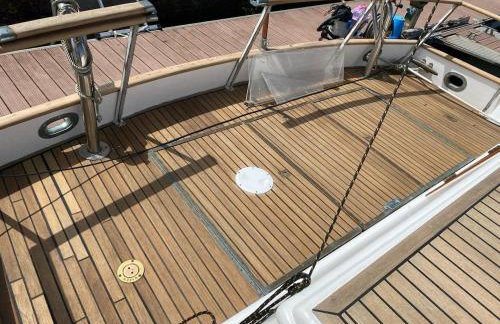 Nuit insolite a bord d un bateau - Foto 2