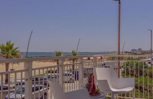 Fronte Mare con Parcheggio by Host Hero - Foto 19