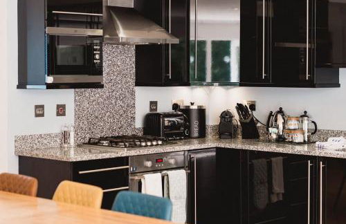 Trewhiddle Retreat V10 by Together Travel - Luxury 4-Bedroom Villa - Foto 14