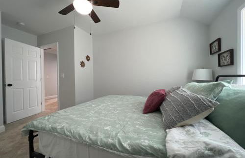 5BR 4B Huge Space with 2 Level Game Barn - Foto 8