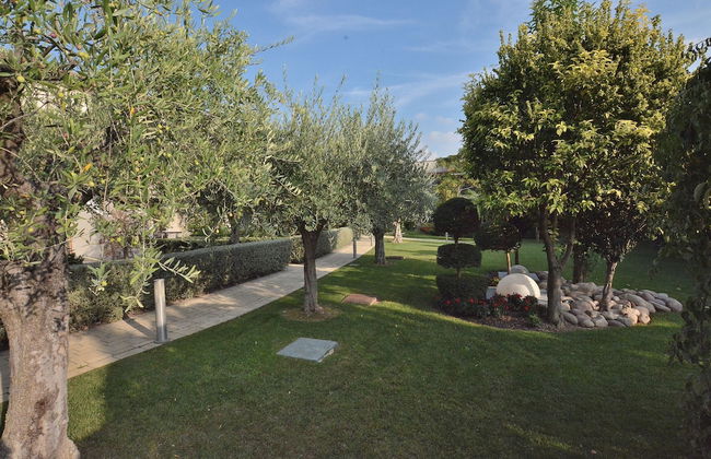 Apartment Berengario With Pool - Photo 18