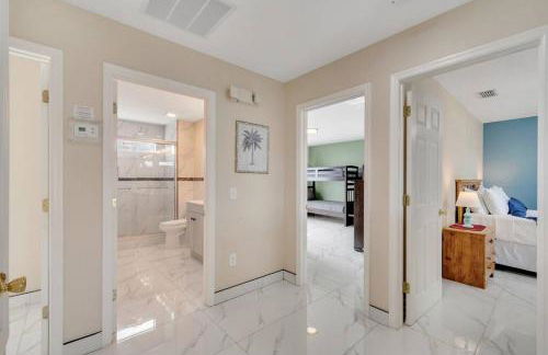 South Facing Pool, Close to Attractions, Remodeled - Foto 15